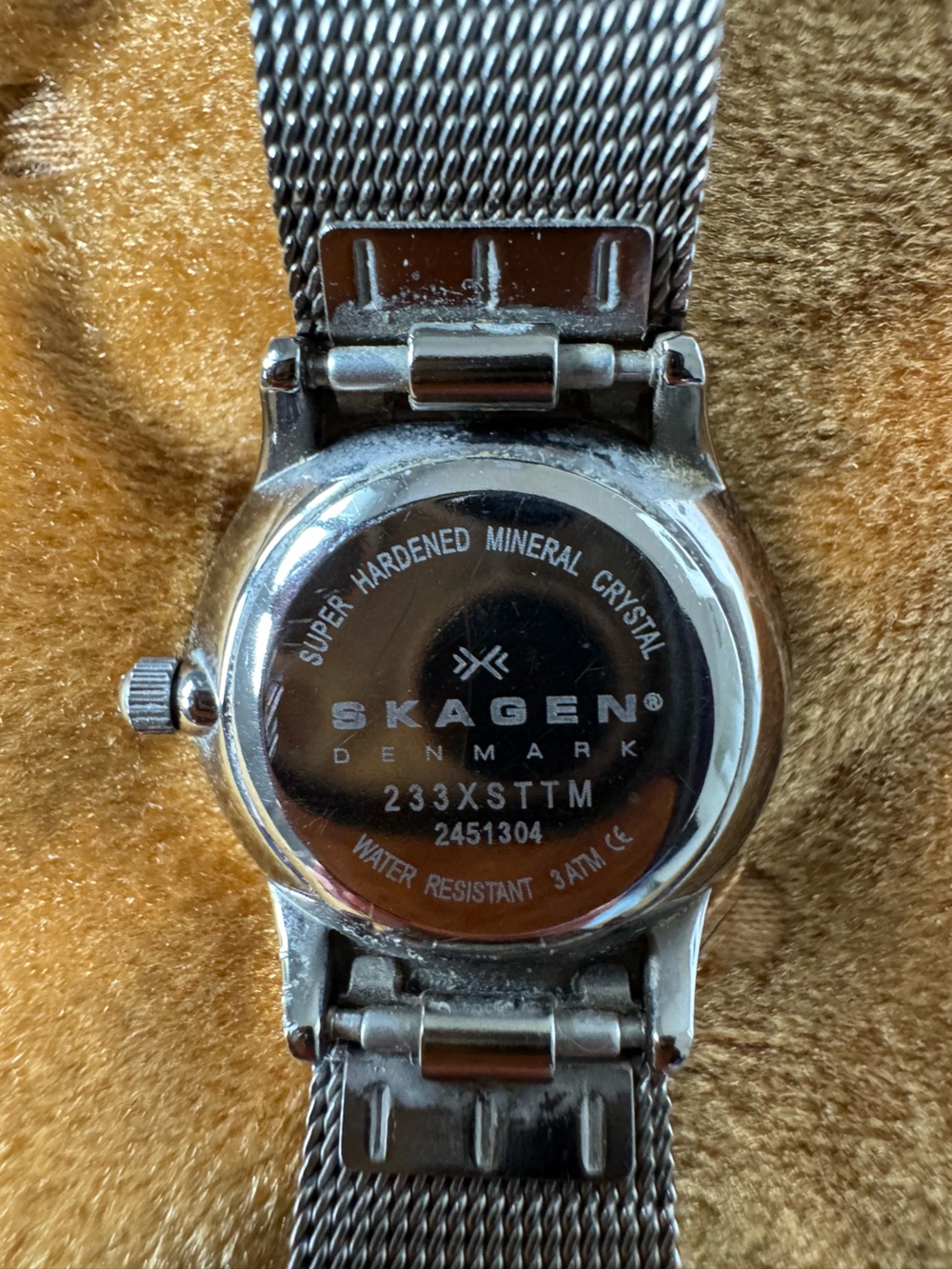 Skagen Denmark Titanium 233XSTTM Mesh Watch – Good Condition - Picture 4 of 9